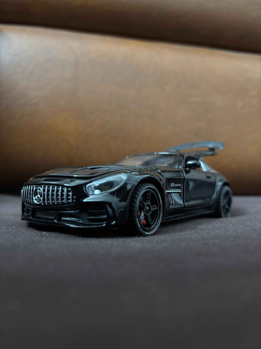 Mercedes-Benz AMG GT Diecast Car – Luxury Sports Model for Collectors & Kids Black Scale 1:32