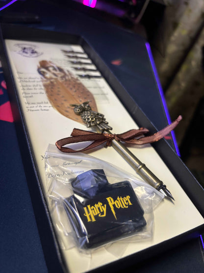 Rare Harry Potter Quill Set
