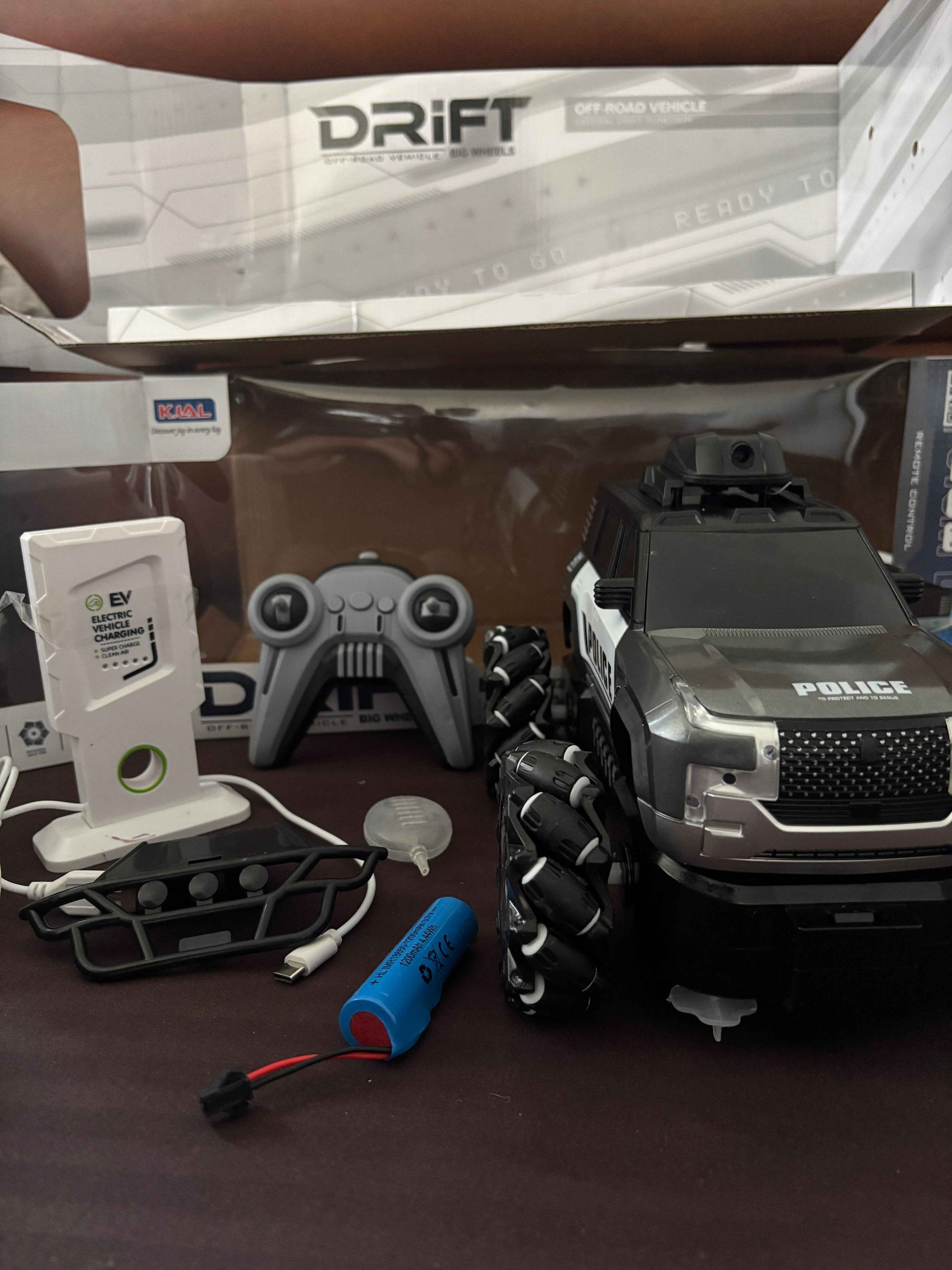 Drift Off-Road Car with Camera and Remote Control