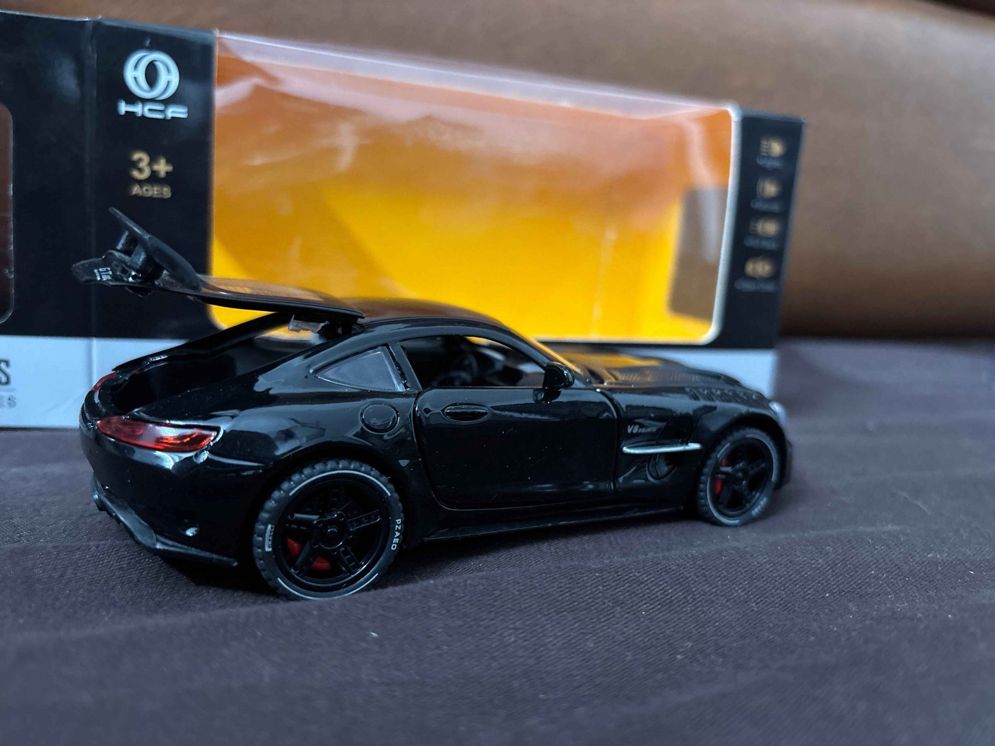Mercedes-Benz AMG GT Diecast Car – Luxury Sports Model for Collectors & Kids Black Scale 1:32
