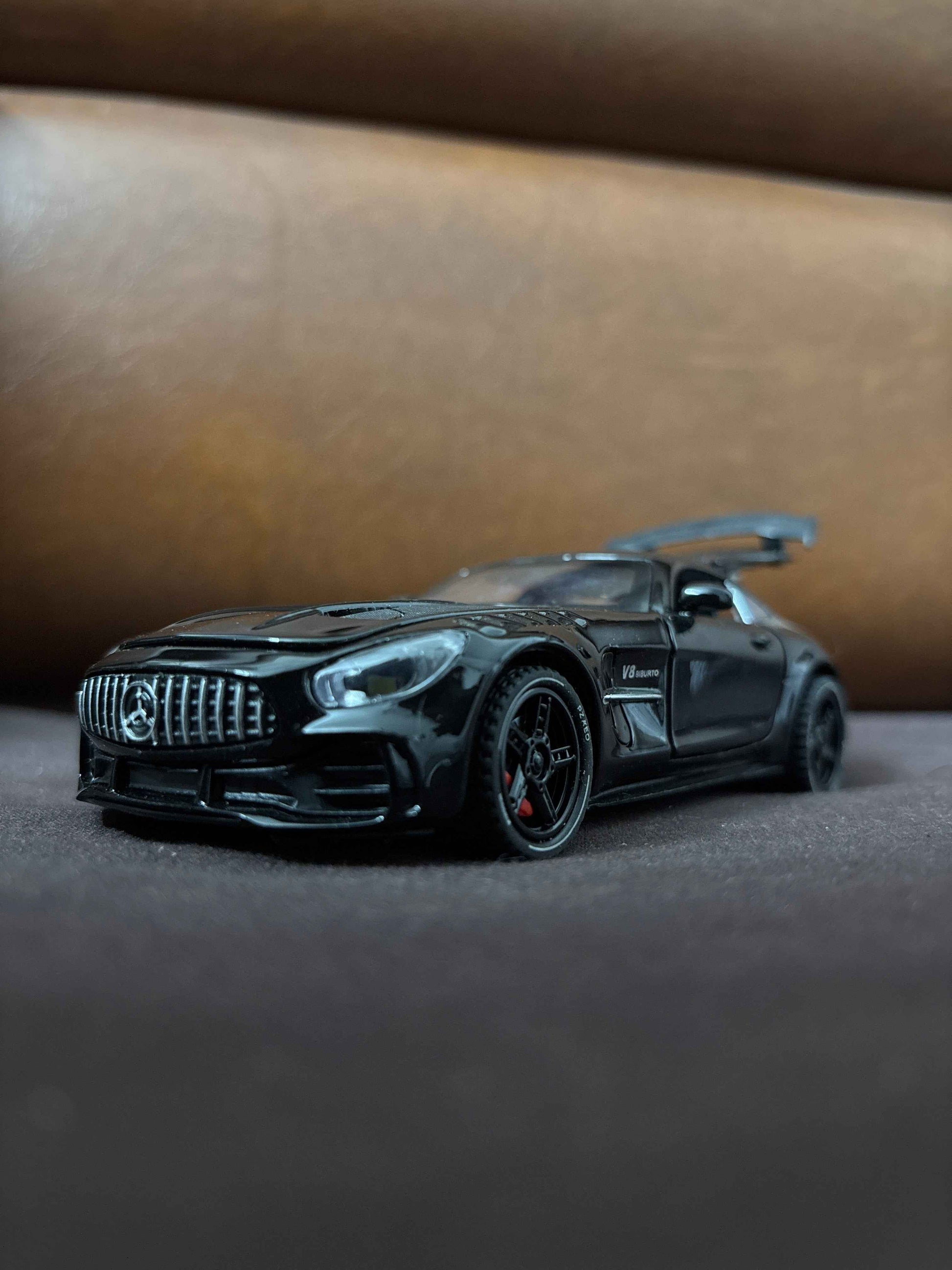 Mercedes-Benz AMG GT Diecast Car – Luxury Sports Model for Collectors & Kids Black Scale 1:32